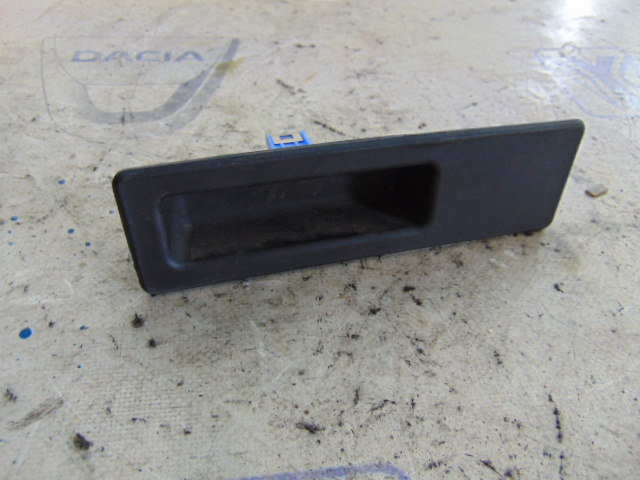SWITCH DESCHIDERE Haion BMW SERIA 3 F30 2013