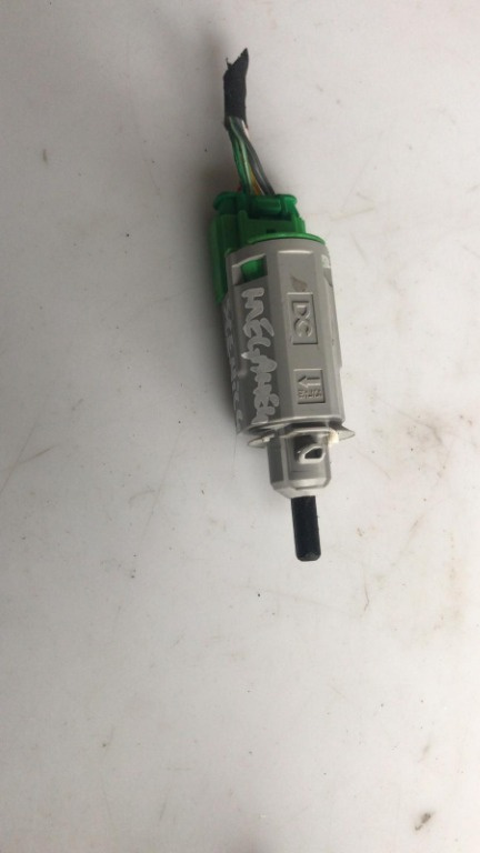 Switch frana Renault Scenic 4 / Megane 4 cod 253206454r
