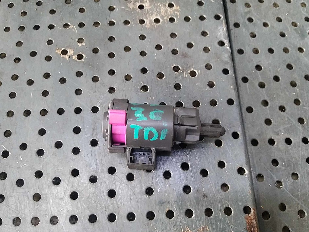 Switch pedala frana audi a6 c7 4g 914689963 4f0945