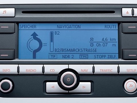 T1006 RADIO CD GPS MP3 NAVIGATIE VW TOURAN GOLF 5 6 PASSAT B6 JETTA + CABLU FIRE ANTENA RNS300