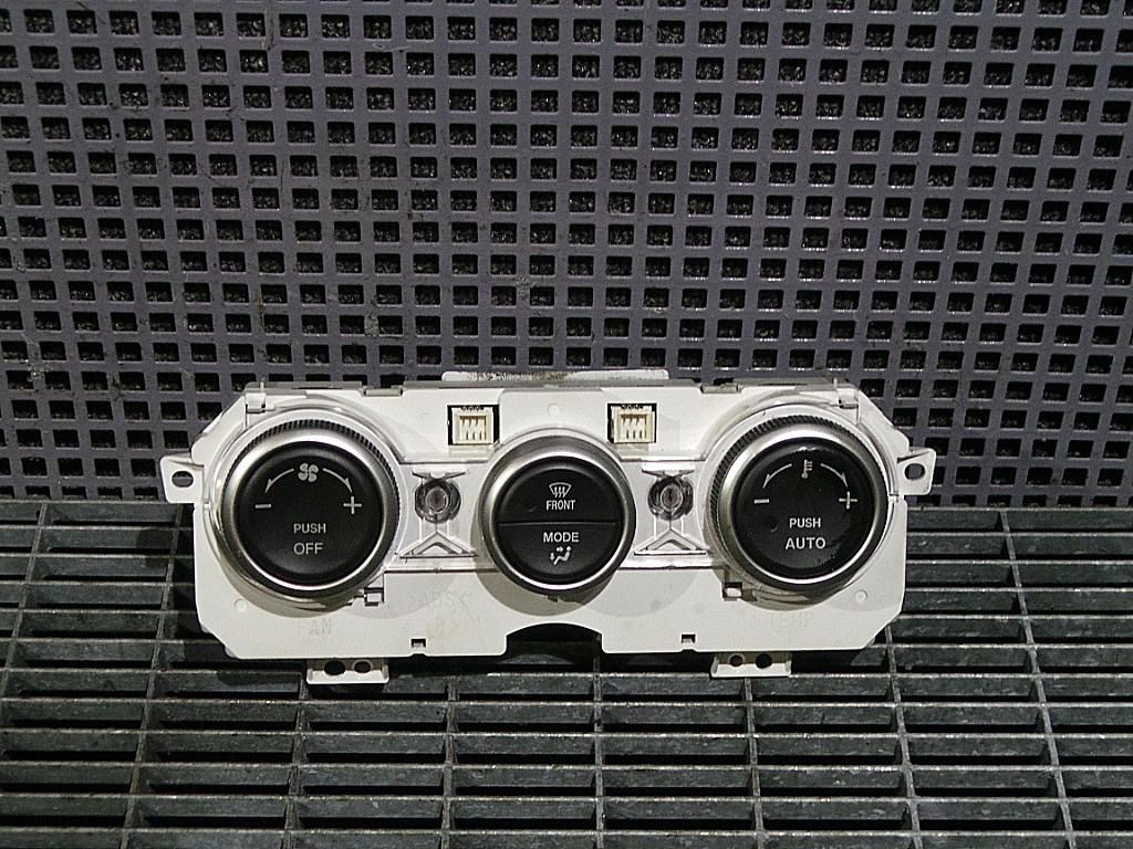 TABLOU COMANDA INCALZIRE MAZDA 6 - - (2002 2007)