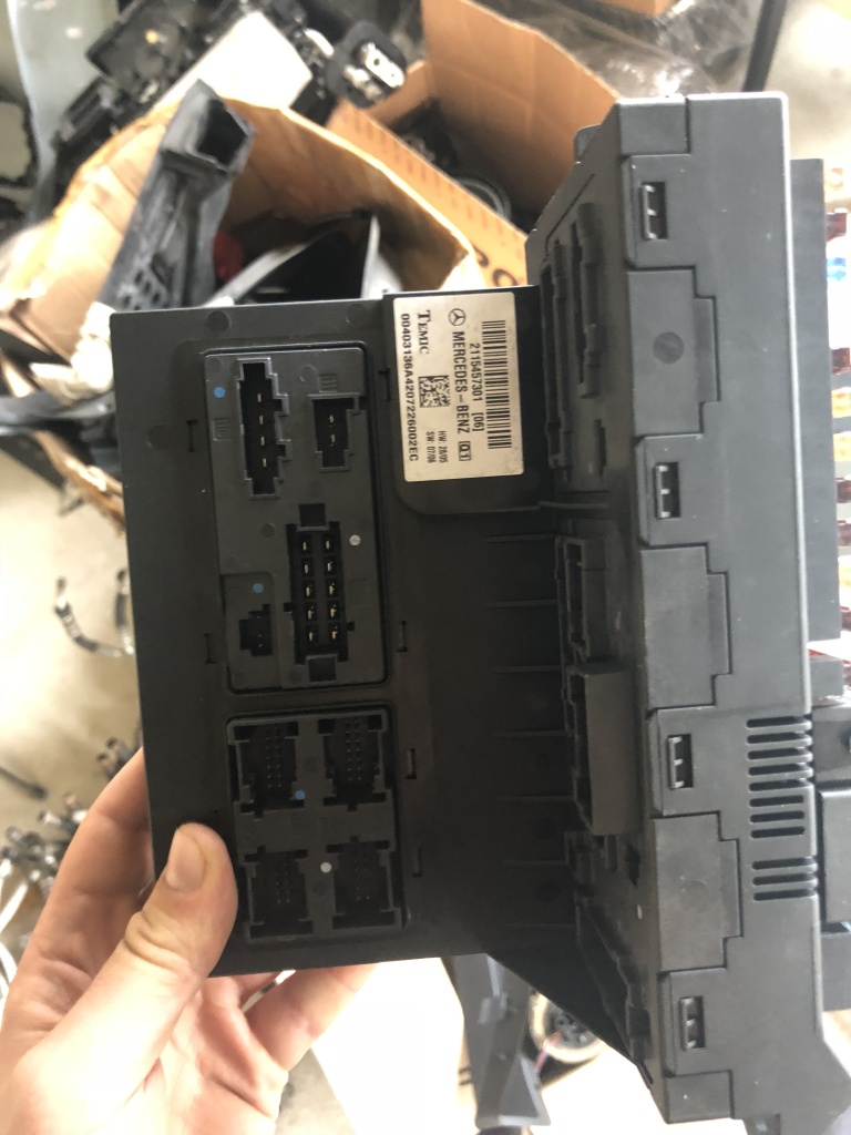Tablou electric sigurante sam fata Mercedes CLS W219 / E class W211 cod A2115457301
