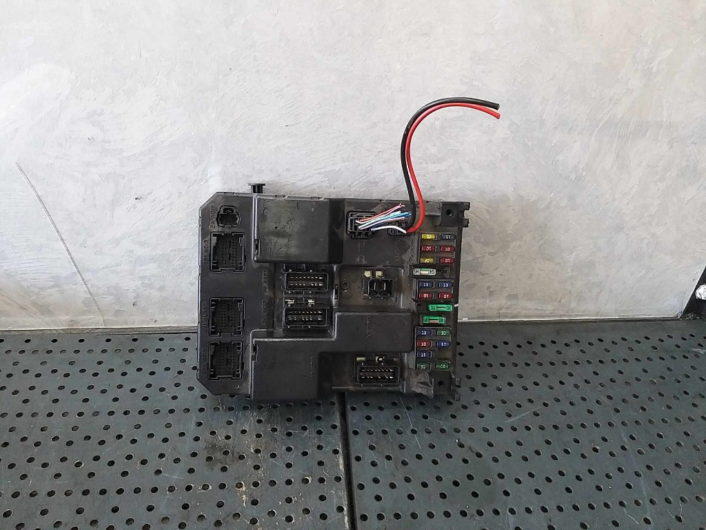 Tablou panou sigurante bsi 1.6 hdi peugeot 307 sw 9651197580a 9651196880a