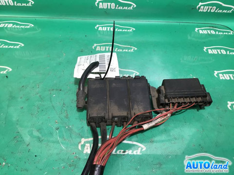 Tablou Sigurante 5z0937548c De La Baterie, 5sigurante Skoda OCTAVIA 1Z3 2004