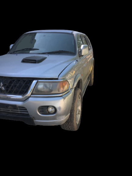 Tampon caroserie Mitsubishi Pajero Sport