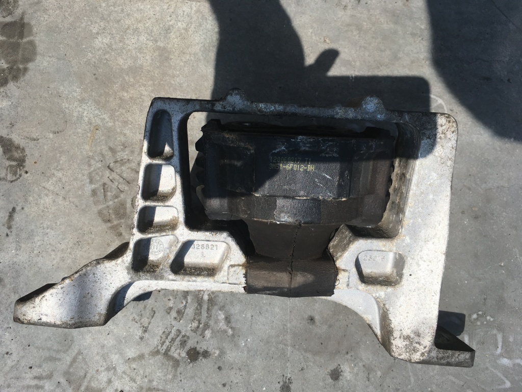 Tampon motor 3M51-6F012-bm Ford Focus 3 1.6 tdci