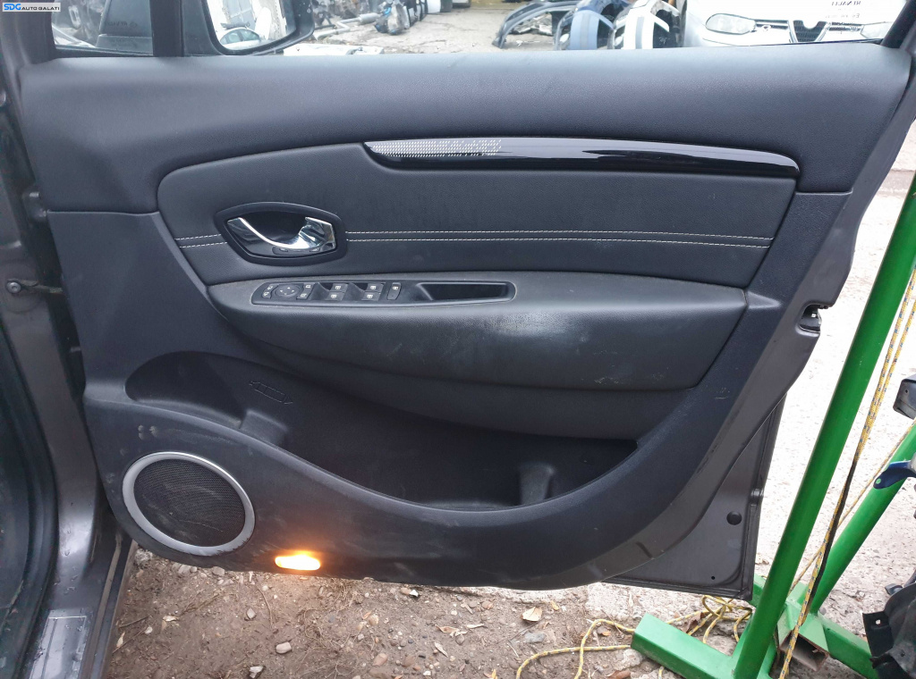 Tapiterie Panou Fata Interior Piele Usa Portiera Dreapta Fata Renault Scenic 3 2009 - 2016 [K0518]