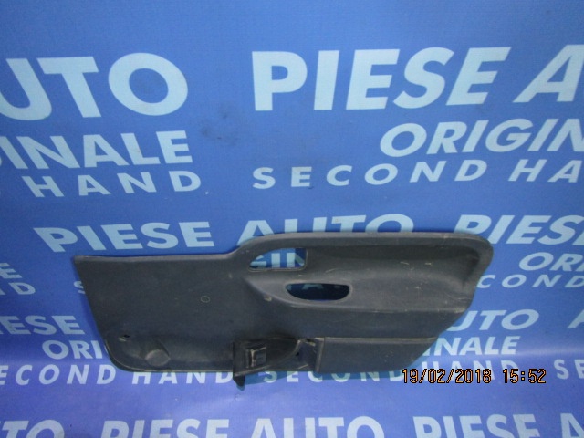 Tapiterie Renault Kangoo ; 7700304762 // 7700304763 (portiere)