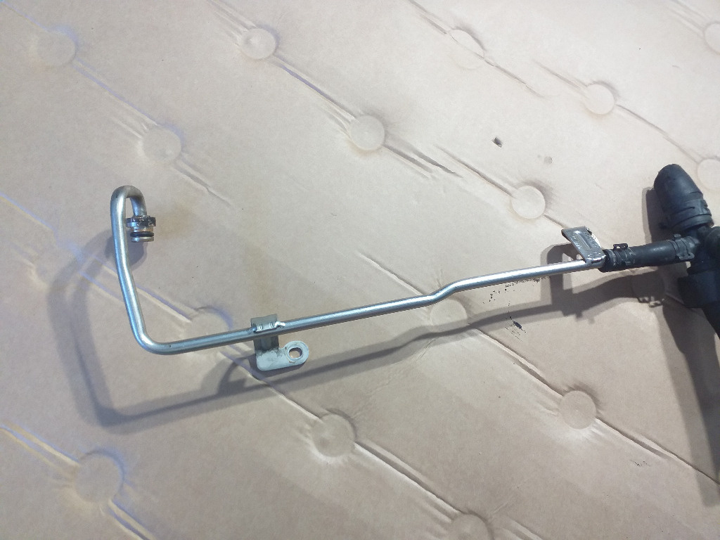 Teava Conducta Ulei 1.4 tsi CAX , Cod : 