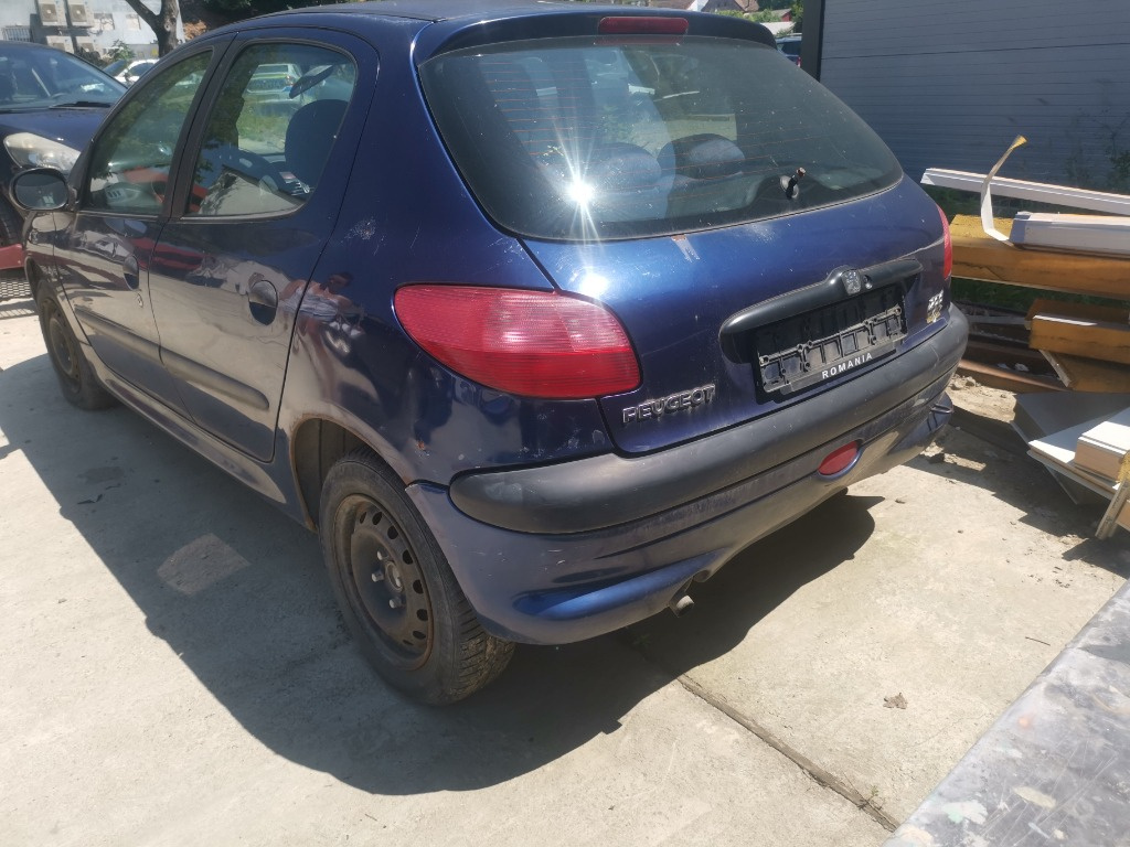 Termoflot Peugeot 206 2001 Hatchback Ben