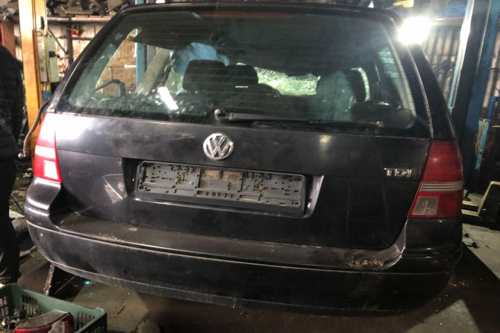 Termoflot racire ulei Volkswagen Golf 4 [1997 - 2006] wagon 1.9 TDI MT (100 hp) AXR COMBI NEGRU