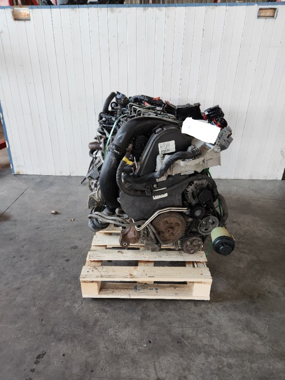 Termoflot Volvo V70 2.4 D5 an de fabricatie 2010 motor D5244T14 cod 30757730
