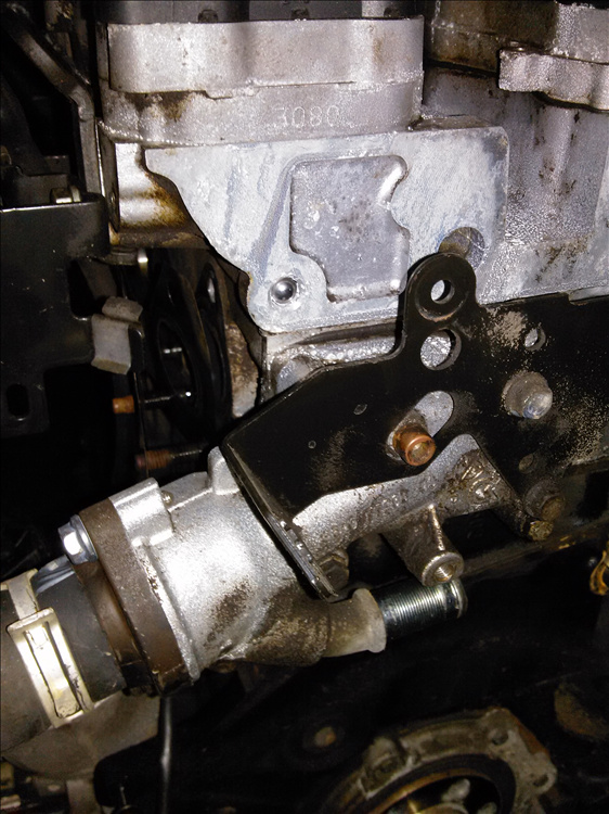 Termostat PEUGEOT 307 1.6B an fabr. 2005