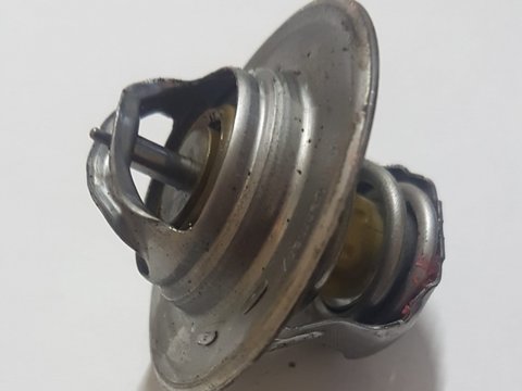 Termostat Vw Skoda cod 050121113G