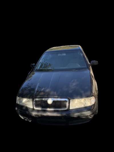 Tetiera spate Skoda Octavia [facelift] [2000 - 201