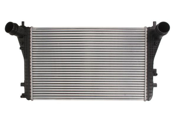 THERMOTEC Intercooler, compresor DAA011TT pentru masina VW PASSAT B7 caroserie inchisa/combi (365) 2011 2012 2013 2014