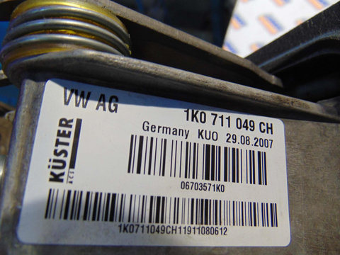 Timonerie avand codul original - 1K0711061B / 1K0711049CH - pentru VW GOLF 6 din 2012