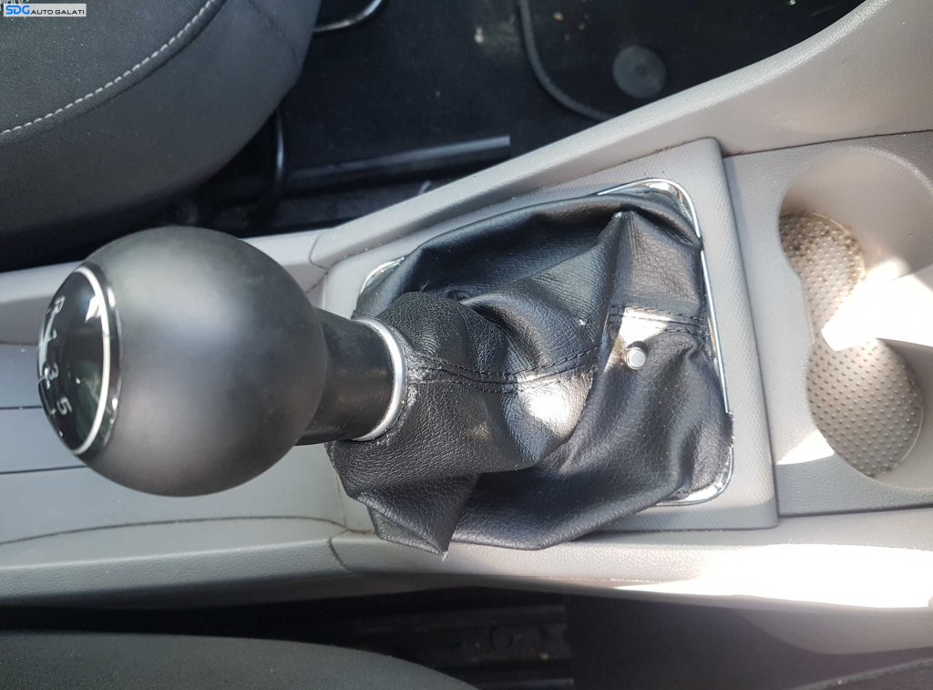 Timonerie Maneta Schimbator Cutie Viteze Manuala in 5 Trepte Seat Toledo Mk4  1.6 TDI 2012 - 2018