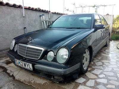 Timonerie - Mercedes-benz E200,2.2 CDI, an 1999