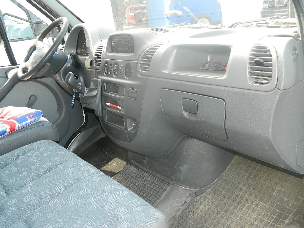 Timonerie Mercedes Sprinter 208 2.2Cdi model 1995-