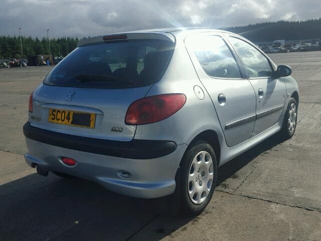 Timonerie Peugeot 206 2002 hatchback 1.4