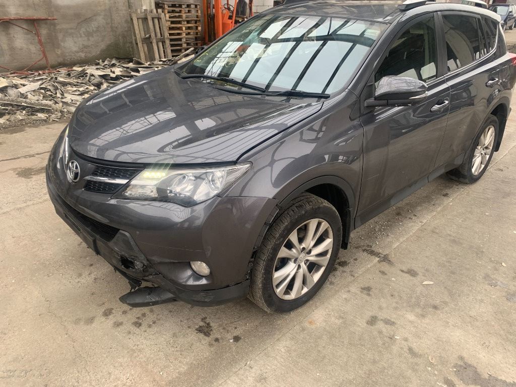 Timonerie Toyota RAV 4 2014 suv 2.2 d-4d