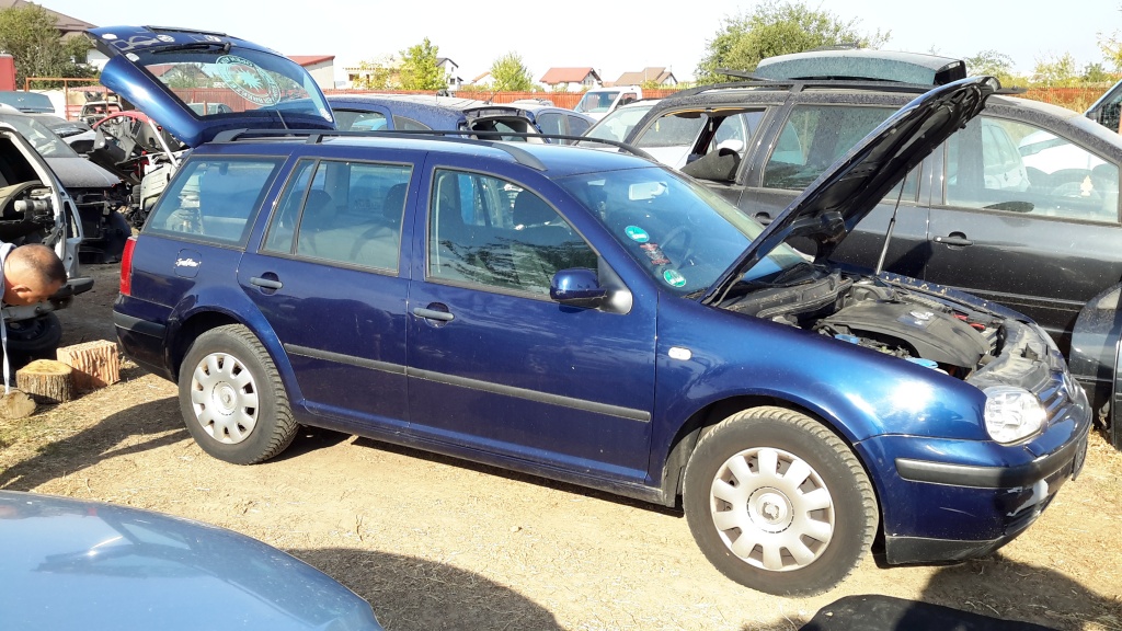 Timonerie Volkswagen Golf 4 2002 break 1
