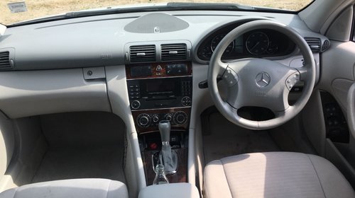 Toba intermediara Mercedes C-CLASS W203 