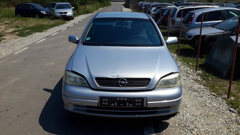 Toba intermediara Opel Astra G 2001 hatchback 1.6