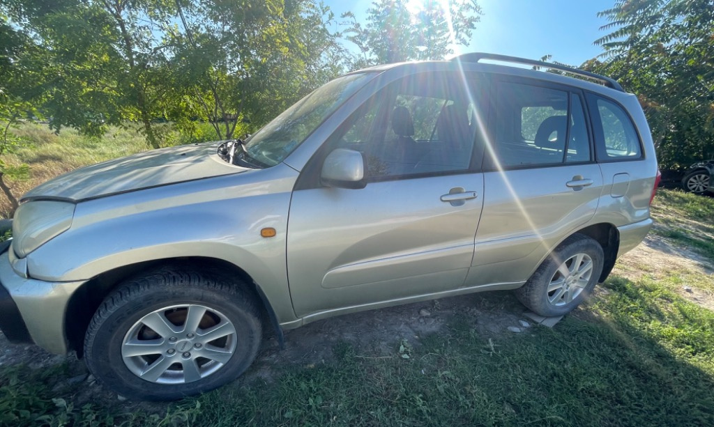 Toba intermediara Toyota RAV 4 2004 Suv 