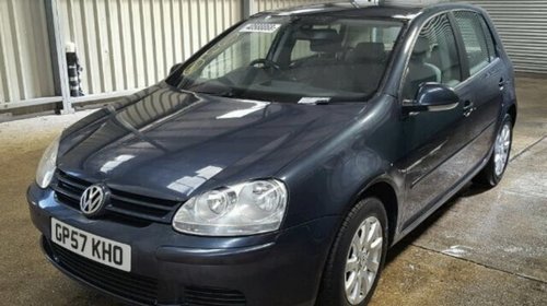 Toba intermediara VW Golf 5 2007 Hatchba