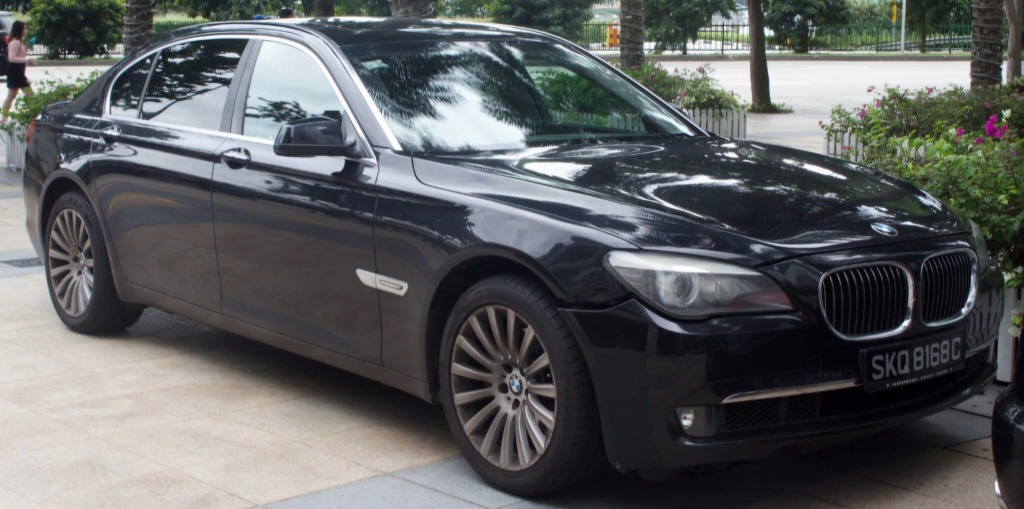 Torpedou BMW F01 2009 Sedan 4.4 LI