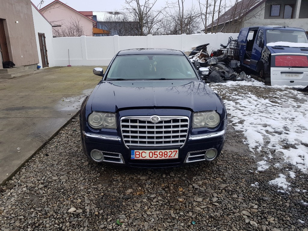 Torpedou Chrysler 300C 2008 Combi 3.0 v6