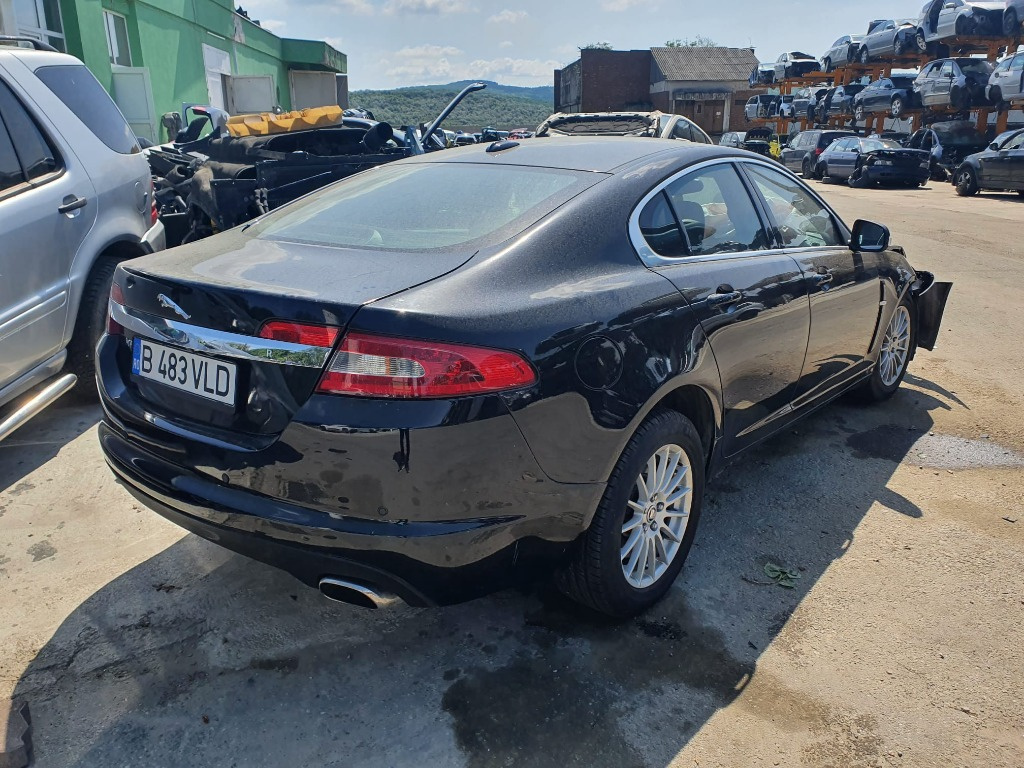 Torpedou Jaguar XF 2008 berlina 2.7 tdv6