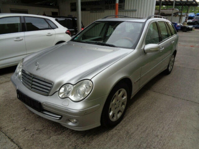 Torpedou Mercedes C-Class S203 2006 Brea