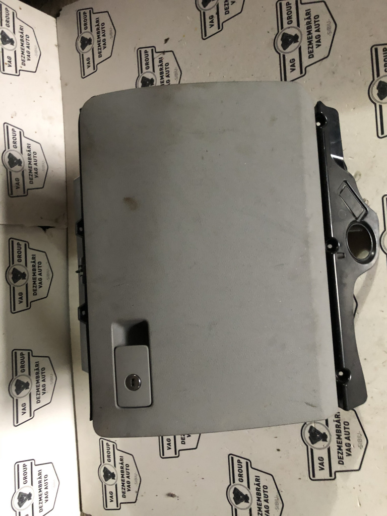 Torpedou Oe Volkswagen Passat B6 2005-2010 3C1857114 Gri