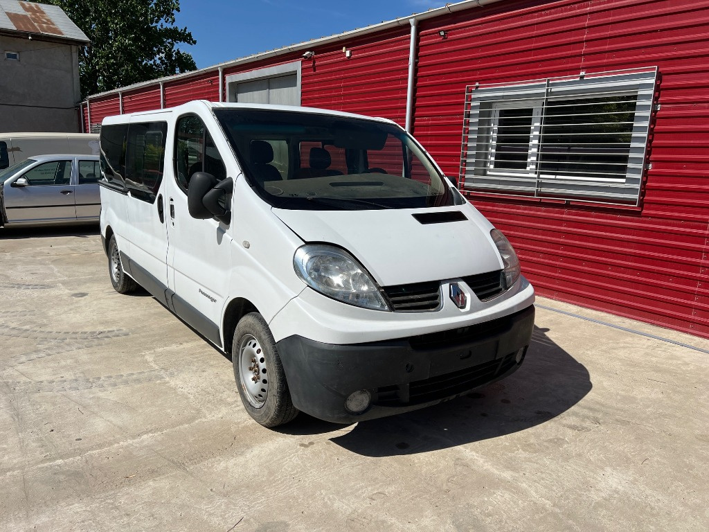 Torpedou Renault Trafic II 2.0 DCI an fa