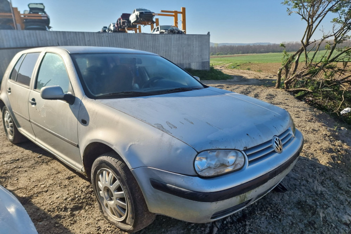 Torpedou Volkswagen Golf 4 2000 HatchBack 1.4