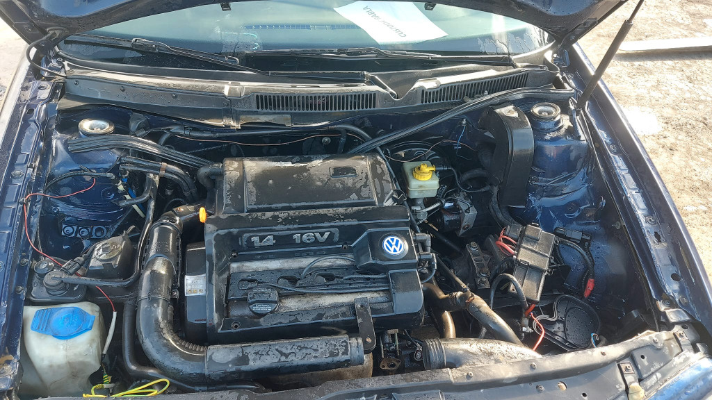 Torpedou Volkswagen Golf 4 2002 break 1.