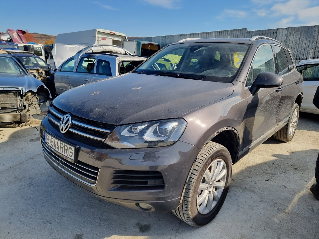 Torpedou Volkswagen Touareg 7P 2012 4x4 