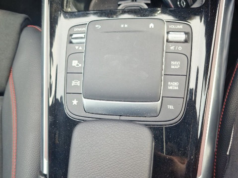 Touchpad navigatie Mercedes GLA H247