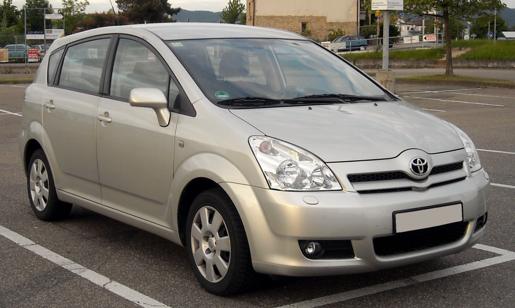 Toyota Corolla Verso 2.2 Diesel volan stânga 2007