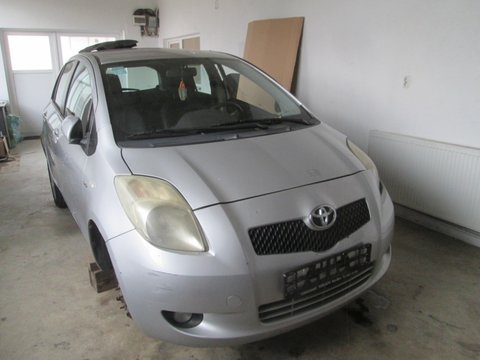 Toyota Yaris 2007 1.4D-4D 66 kw 90cp euro 4,cut.vit.5+1 argintie