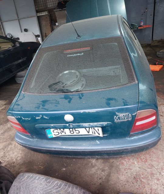 Trager / Calandru + Radiator Apa Skoda O