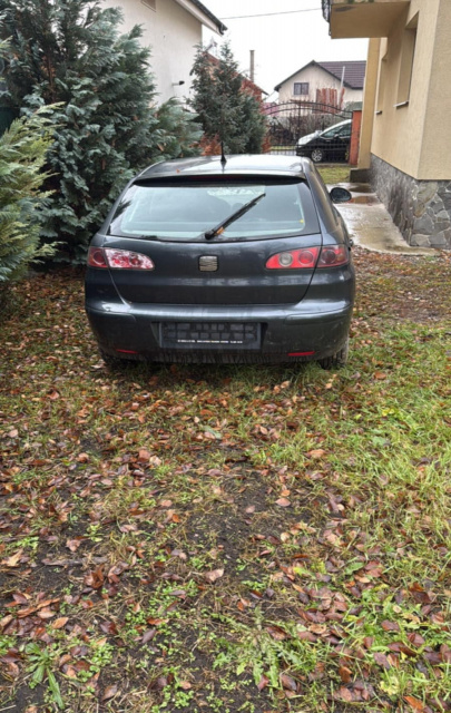 Trager / Calandru Seat Ibiza 3 6L [2002 