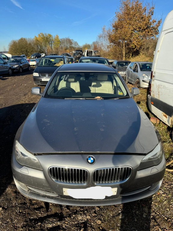 TRAGER CU RADIATOARE BMW SERIA 5 F10