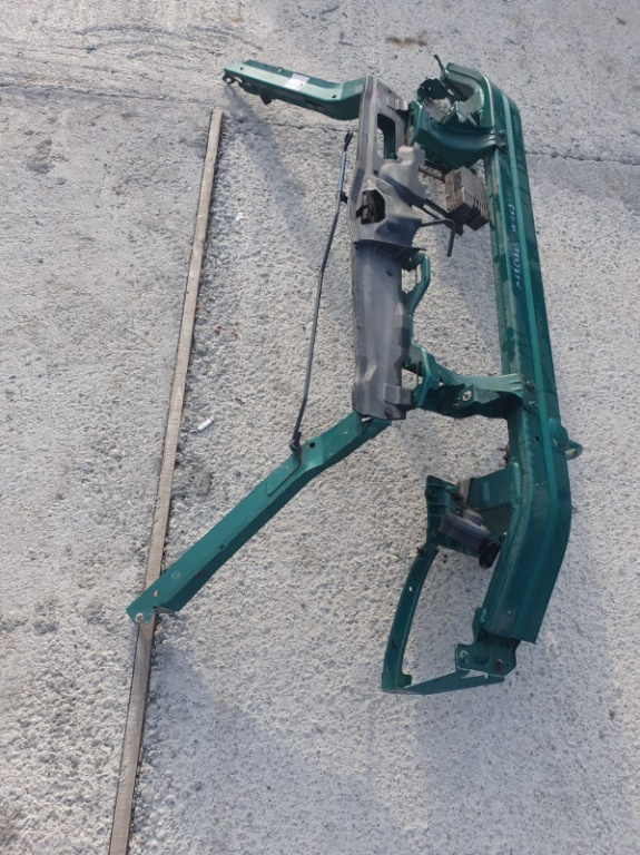 Trager fata a class w168