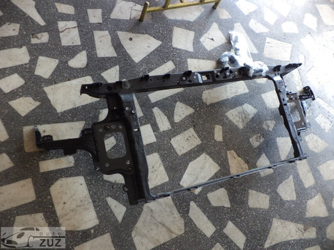 Trager HYUNDAI I30 - 64101-G4000