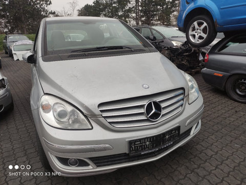 Trager Mercedes B Class W245