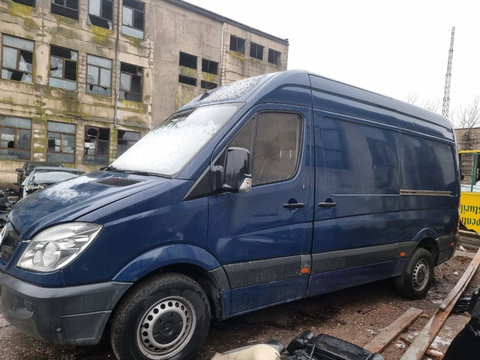 Trager Mercedes Sprinter W905 2010 Duba 2.2